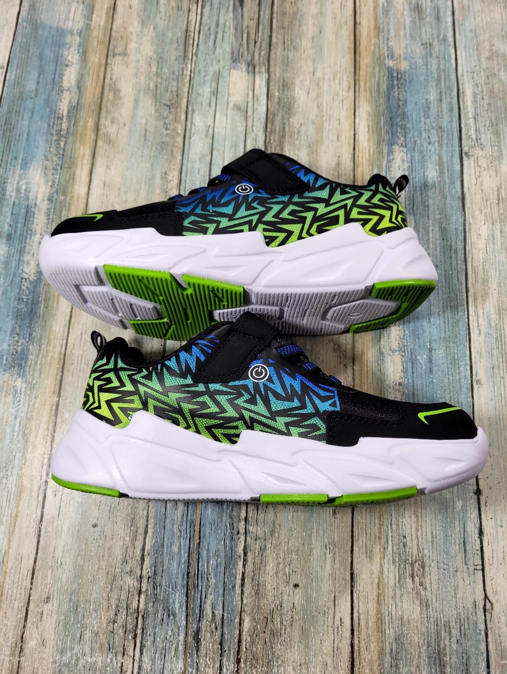 Athletic Works Light Up Animal Sneakers for boys. - Picture 5 of 7